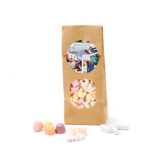 Papieren zakje snoep voor leekracht groot
